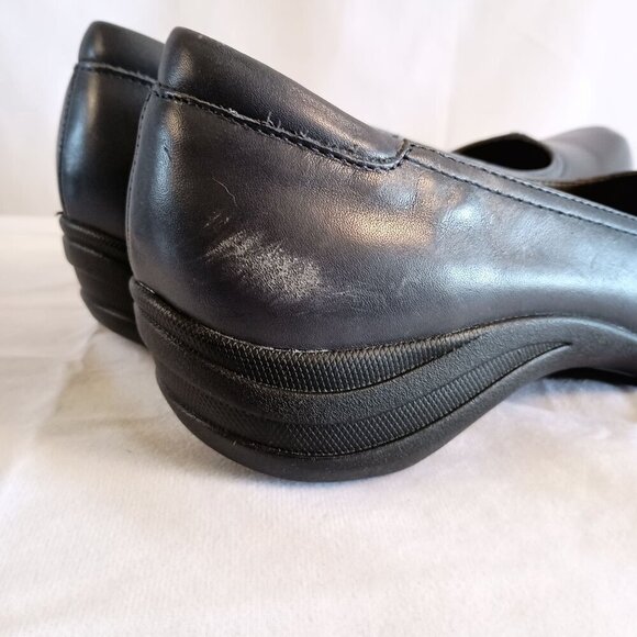 Hush Puppies Women's Alter Pump Navy Blue Leather size 11 - Picture 9 of 12